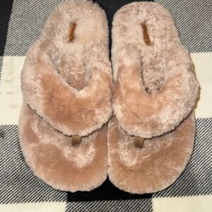 New Kīpe'a Heu OluKai Women’s Fuzzy Slipper Sandals Light Brown Size 8